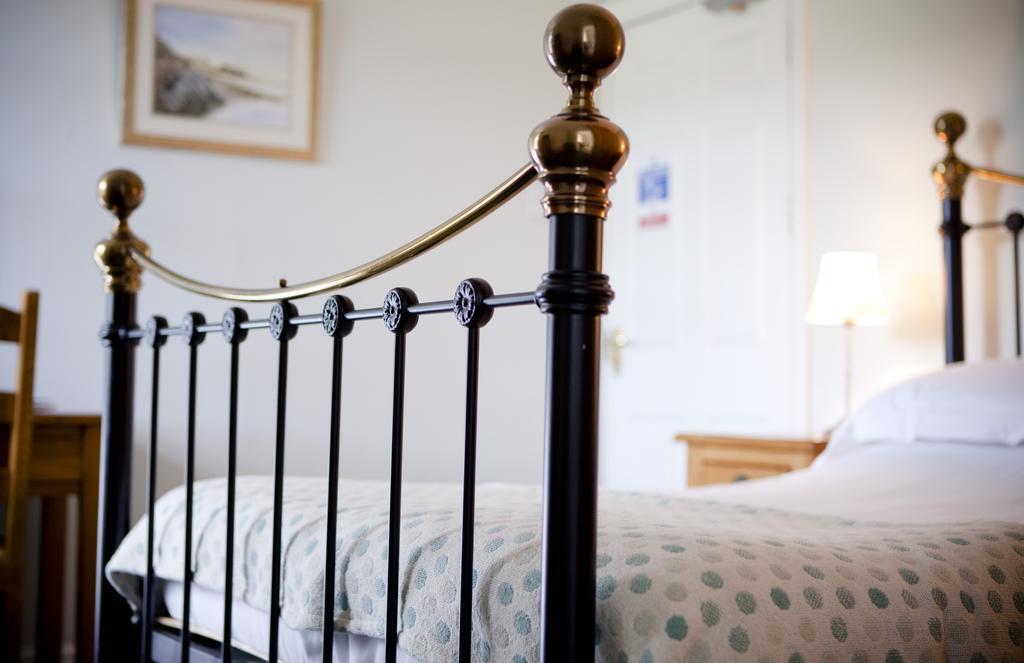 The King Arthur Hotel Reynoldston Zimmer foto