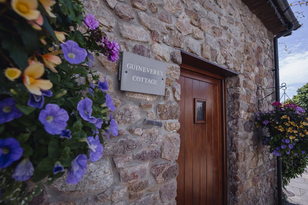 The King Arthur Hotel Reynoldston Exterior foto